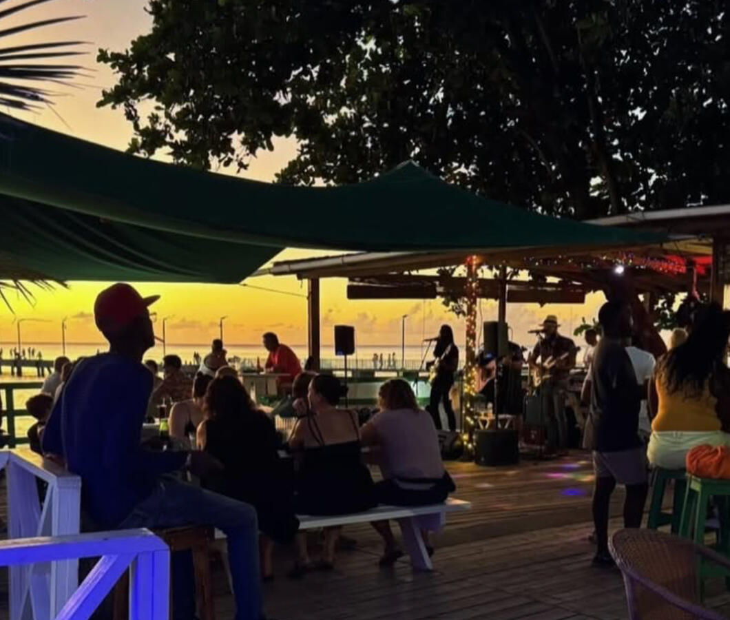 Little Bristol Beach Bar